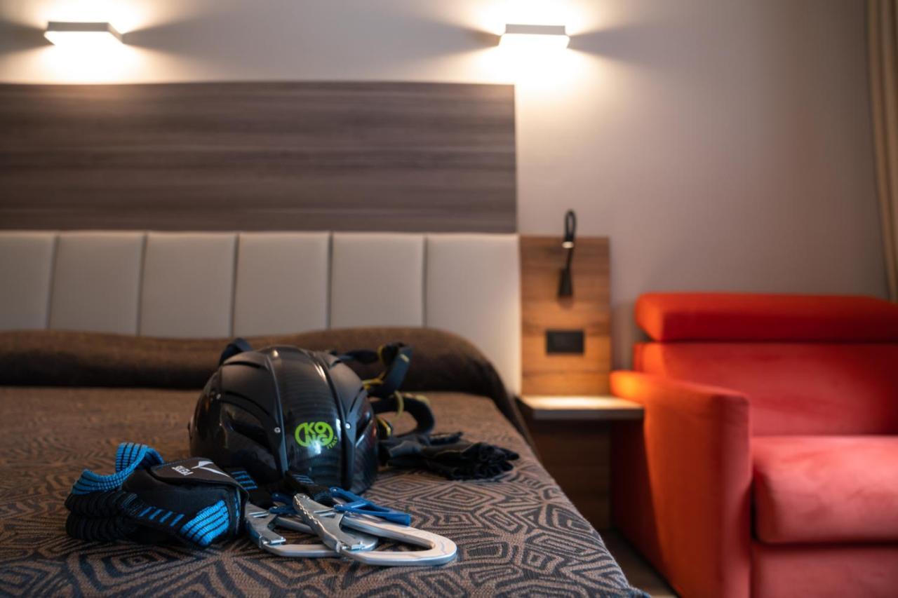 Hotel Ciclamino Pietramurata Ngoại thất bức ảnh